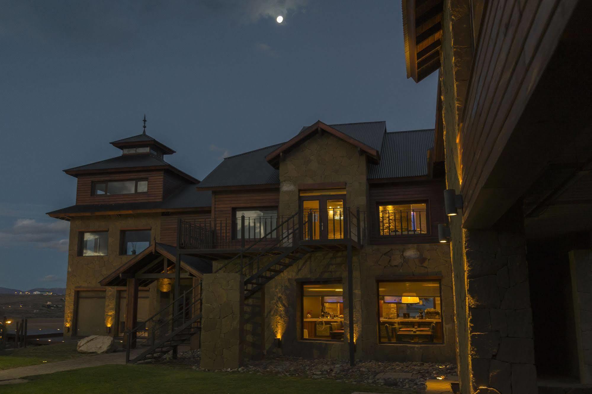 Imago Hotel & Spa El Calafate Exterior photo